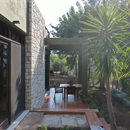 Villa Khaki Fichti